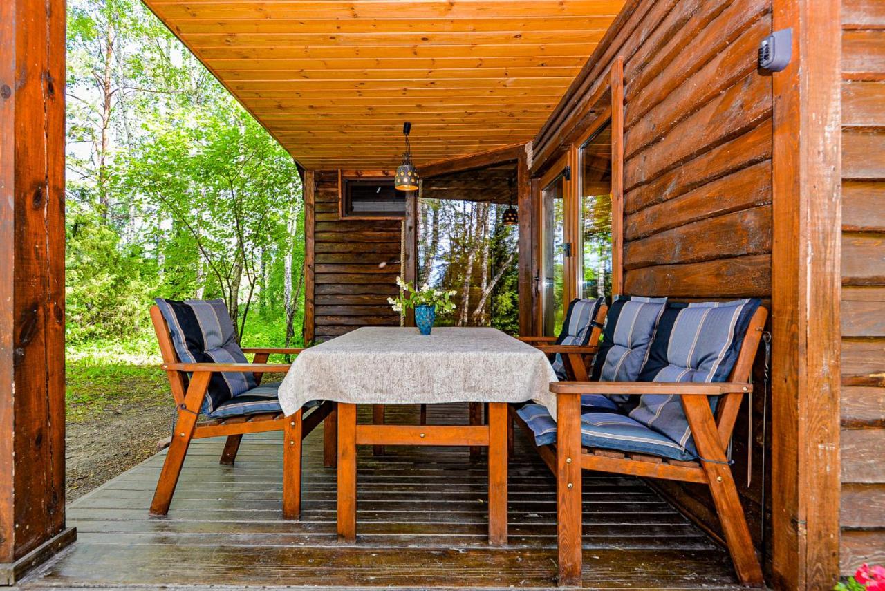Berzu Namelis - Birch Cabin Kutsyuny Extérieur photo